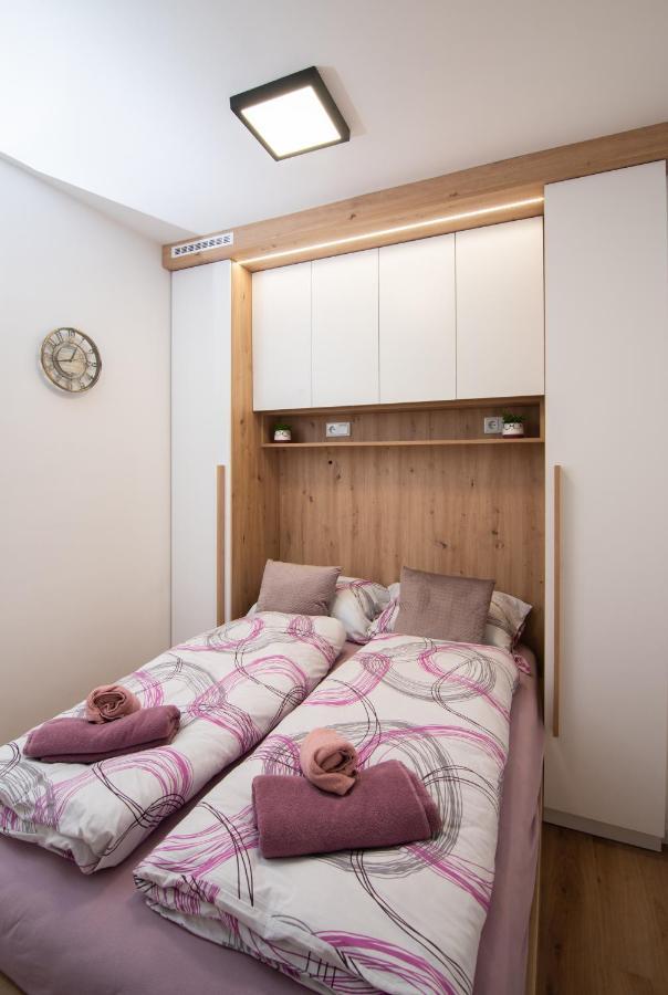 Cute 1bdr In Center Apartment